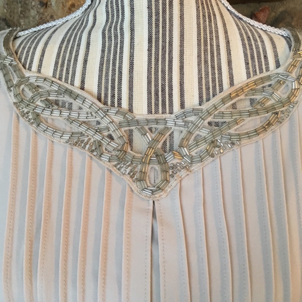 BcbgMaxAzria - Picture 3 of 6